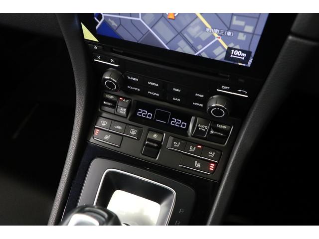 ７１８ケイマン ７１８ケイマンＧＴＳ　ＰＤＫ　有償色　黒革　純正２０インチアルミ　スポーツクロノ　スポーツエキゾースト　ＰＡＳＭ　キセノン　シートヒーター　ステアリングヒーター　パドルシフト　ＰＣＭナビ　バックカメラ　前後パークセンサー（13枚目）
