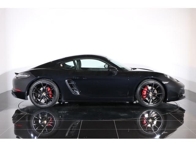 ７１８ケイマン ７１８ケイマンＧＴＳ　ＰＤＫ　有償色　黒革　純正２０インチアルミ　スポーツクロノ　スポーツエキゾースト　ＰＡＳＭ　キセノン　シートヒーター　ステアリングヒーター　パドルシフト　ＰＣＭナビ　バックカメラ　前後パークセンサー（31枚目）