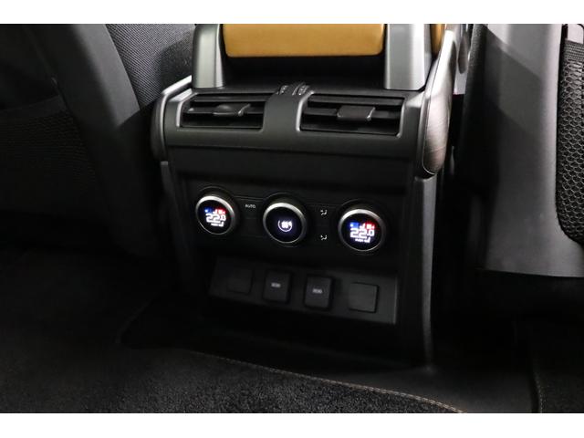 ディフェンダー ９０Ｘ　Ｄ３００　タン／黒ハーフ革　純正２０インチアルミ　エアサス　パノラマルーフ　サイドステップ　ベンチレーター　シートヒーター　ステアリングヒーター　３ゾーンエアコン　空気清浄機　メリディアン　純正ＳＤナビ　ＥＴＣ（25枚目）