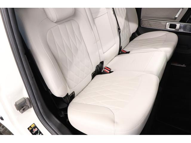 Ｇクラス Ｇ４００ｄ　マヌファクトゥーアエディション　有償カラー　ホワイトレザー　ＡＭＧライン　ラグジュアリーＰＫＧ　ナイトＰＫＧ　フルレザー仕様　ダイナミックシート　前後シートヒーター　アダプティブダンピング　ホワイトウッドトリム／ステアリング（30枚目）