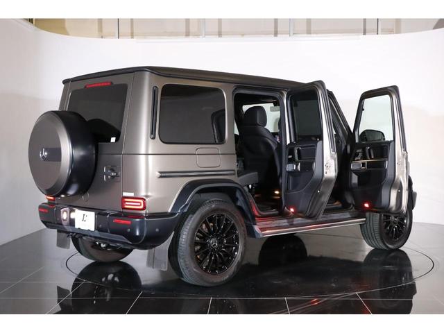 Ｇクラス Ｇ４００ｄ　ストロンガーザンタイムエディション　左Ｈ　国内４０台限定　１オーナー　ＡＭＧライン　ナイトパッケージマグノ　フルレザー仕様　ダイナミックシート　前後シートヒーター　ブラックアッシュトリム　ＤＩＮＡＭＩＣＡルーフライナー（20枚目）