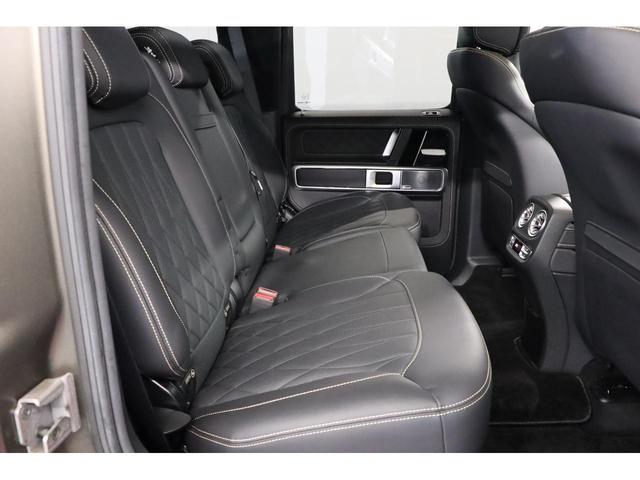 Ｇクラス Ｇ４００ｄ　ストロンガーザンタイムエディション　左Ｈ　国内４０台限定　１オーナー　ＡＭＧライン　ナイトパッケージマグノ　フルレザー仕様　ダイナミックシート　前後シートヒーター　ブラックアッシュトリム　ＤＩＮＡＭＩＣＡルーフライナー（31枚目）