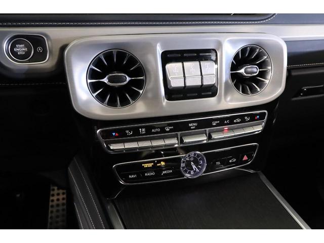 Ｇクラス Ｇ４００ｄ　ストロンガーザンタイムエディション　左Ｈ　国内４０台限定　１オーナー　ＡＭＧライン　ナイトパッケージマグノ　フルレザー仕様　ダイナミックシート　前後シートヒーター　ブラックアッシュトリム　ＤＩＮＡＭＩＣＡルーフライナー（44枚目）