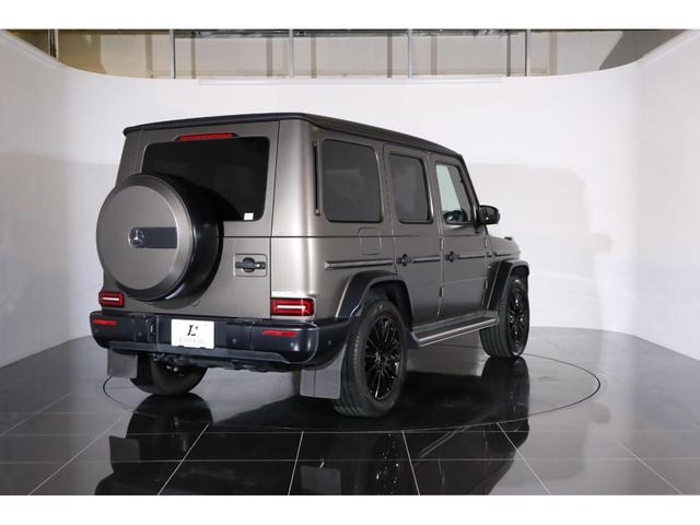 Ｇクラス Ｇ４００ｄ　ストロンガーザンタイムエディション　左Ｈ　国内４０台限定　１オーナー　ＡＭＧライン　ナイトパッケージマグノ　フルレザー仕様　ダイナミックシート　前後シートヒーター　ブラックアッシュトリム　ＤＩＮＡＭＩＣＡルーフライナー（50枚目）