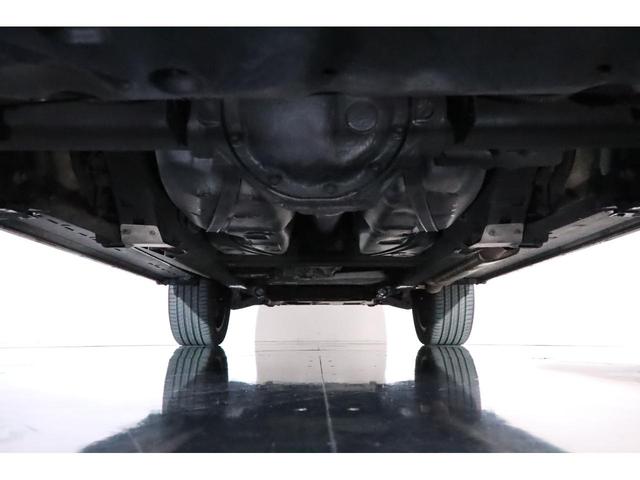 Ｇクラス Ｇ４００ｄ　ストロンガーザンタイムエディション　左Ｈ　国内４０台限定　１オーナー　ＡＭＧライン　ナイトパッケージマグノ　フルレザー仕様　ダイナミックシート　前後シートヒーター　ブラックアッシュトリム　ＤＩＮＡＭＩＣＡルーフライナー（56枚目）