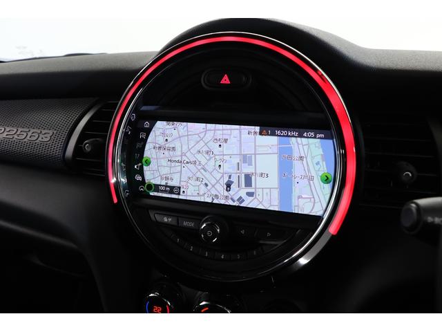 MINI ジョンクーパーワークスGP 1オーナー 世界限定3000台(国内240台限定)専用カラー:レーシンググレーメタリック 専用エンジンチューニング カーボン製リアスポイラー/フェンダー(18枚目)