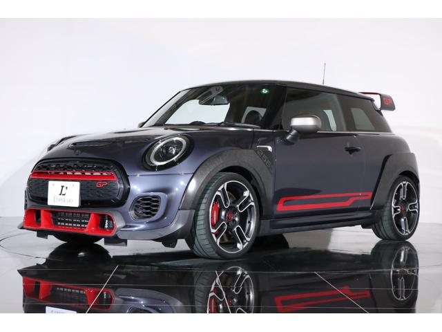 MINI ジョンクーパーワークスGP 1オーナー 世界限定3000台(国内240台限定)専用カラー:レーシンググレーメタリック 専用エンジンチューニング カーボン製リアスポイラー/フェンダー(26枚目)