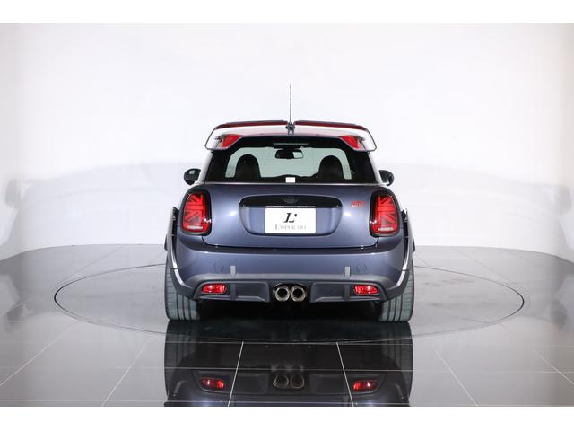 MINI ジョンクーパーワークスGP 1オーナー 世界限定3000台(国内240台限定)専用カラー:レーシンググレーメタリック 専用エンジンチューニング カーボン製リアスポイラー/フェンダー(34枚目)