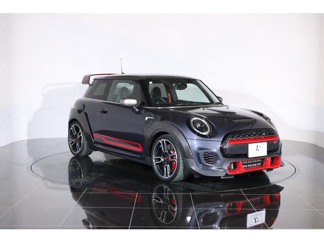 MINI ジョンクーパーワークスGP 1オーナー 世界限定3000台(国内240台限定)専用カラー:レーシンググレーメタリック 専用エンジンチューニング カーボン製リアスポイラー/フェンダー(37枚目)