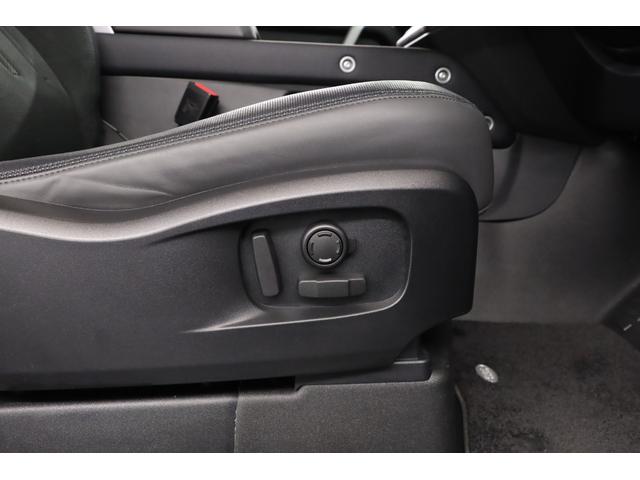 ディフェンダー ９０Ｖ８カルパチアンエディション　Ｐ５２５　１オーナー　エアサス　パノラマルーフ　ベンチレーター　クーラーボックス　（新車保証継承令和９年１月）（16枚目）