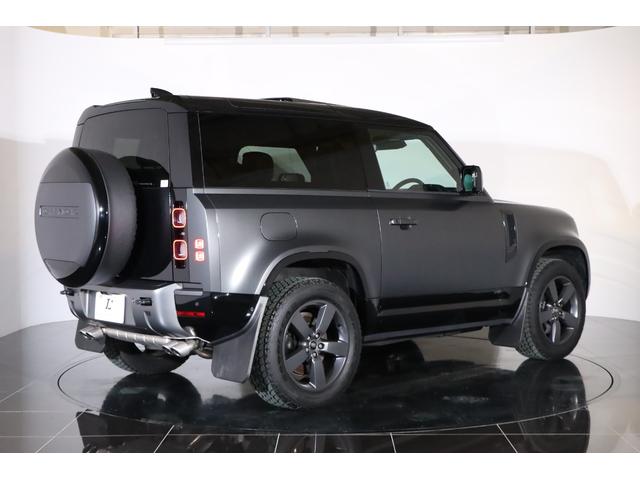 ディフェンダー ９０Ｖ８カルパチアンエディション　Ｐ５２５　１オーナー　エアサス　パノラマルーフ　ベンチレーター　クーラーボックス　（新車保証継承令和９年１月）（41枚目）