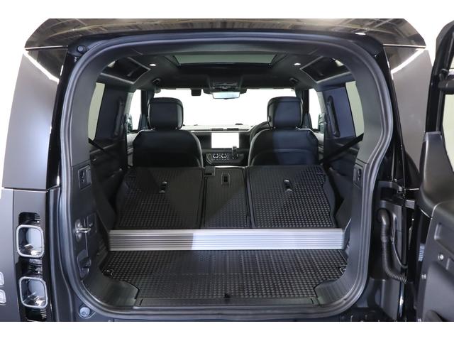 ディフェンダー ９０Ｖ８カルパチアンエディション　Ｐ５２５　１オーナー　エアサス　パノラマルーフ　ベンチレーター　クーラーボックス　（新車保証継承令和９年１月）（44枚目）