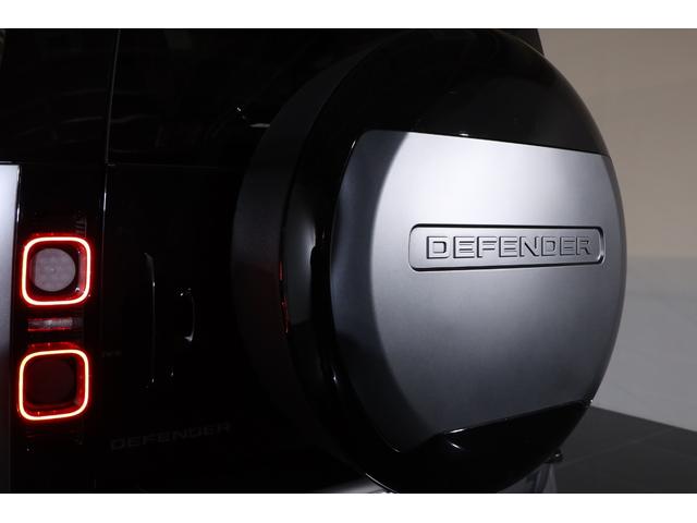 ディフェンダー ９０Ｖ８カルパチアンエディション　Ｐ５２５　１オーナー　エアサス　パノラマルーフ　ベンチレーター　クーラーボックス　（新車保証継承令和９年１月）（54枚目）