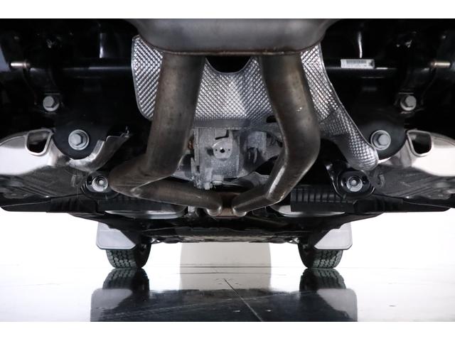 ディフェンダー ９０Ｖ８カルパチアンエディション　Ｐ５２５　１オーナー　エアサス　パノラマルーフ　ベンチレーター　クーラーボックス　（新車保証継承令和９年１月）（57枚目）