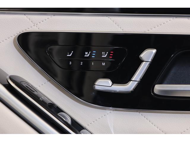 Ｓクラス Ｓ４００ｄ　４マチック　ＡＭＧラインパッケージ　Ｓ４００ｄ　４マチック　ＡＭＧラインＰＫＧ　パノラマルーフ　マキアートベージュレザー　レザーエクスクルーシブＰＫＧ　ドライバーズＰＫＧ　ベーシックＰＫＧ　（新車保証継承令和８年５月）（6枚目）