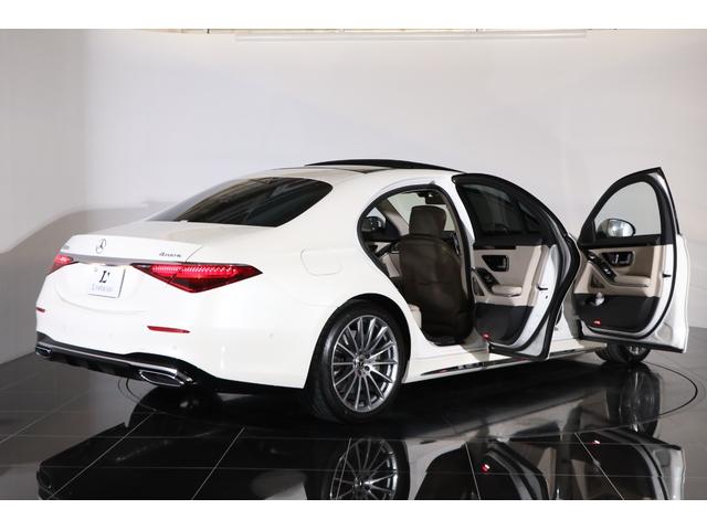 Ｓクラス Ｓ４００ｄ　４マチック　ＡＭＧラインパッケージ　Ｓ４００ｄ　４マチック　ＡＭＧラインＰＫＧ　パノラマルーフ　マキアートベージュレザー　レザーエクスクルーシブＰＫＧ　ドライバーズＰＫＧ　ベーシックＰＫＧ　（新車保証継承令和８年５月）（40枚目）