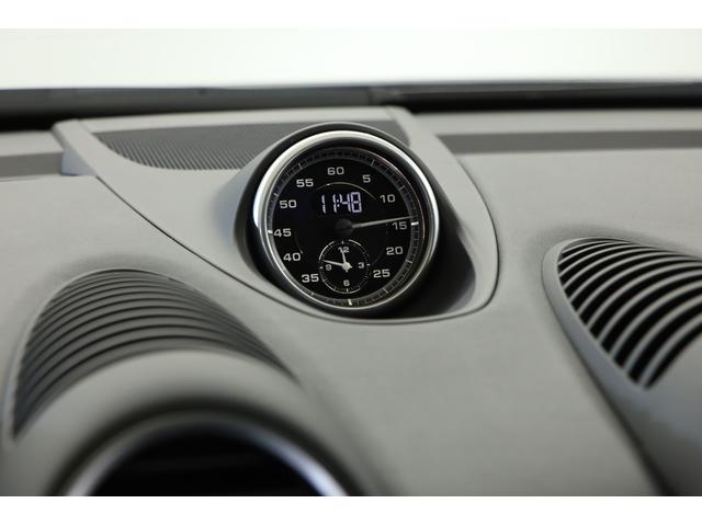 718ケイマン 718ケイマンGTS 左H 1オーナー オプションカラー:GTシルバーメタリック GTSインテリアPKG PDLS+LED スポーツデザインPKG レッドキャリパー PASM ティンテッドテー 電格ミラー(2枚目)