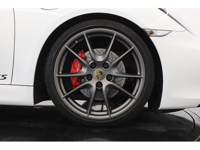 ボクスター ボクスターＧＴＳ　左Ｈ　ＰＤＫ　赤幌　純正２０インチアルミ　スポーツクロノ　スポエキ　ＰＡＳＭ　キセノン　カーボントリム　スポーツシート＋　シートヒーター　電動格納ミラー　純正ＳＤナビ　地デジ　バックカメラ（6枚目）