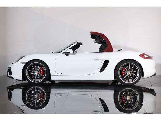 ボクスター ボクスターＧＴＳ　左Ｈ　ＰＤＫ　赤幌　純正２０インチアルミ　スポーツクロノ　スポエキ　ＰＡＳＭ　キセノン　カーボントリム　スポーツシート＋　シートヒーター　電動格納ミラー　純正ＳＤナビ　地デジ　バックカメラ（22枚目）