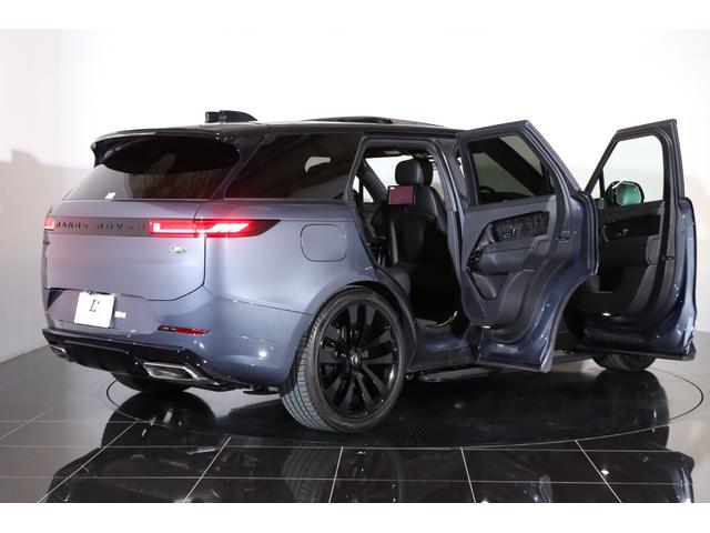 レンジローバースポーツ ローンチエディション 1オナ 限 定車 純正23インチアルミ 電動パノラマルーフ 電動サイドステップ マッサージ機能 前後シートヒーター/エアコン クーラーボックス 社外リアモニター メリディアン ストリーミングナビ(40枚目)