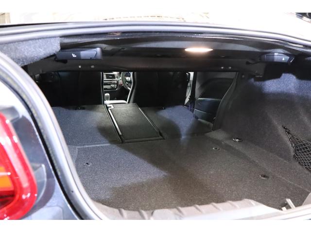 M2 コンペティション 6MT ハーマンカードン KW車高調 レムスマフラー MパフォーマンスカーボンFスポイラー/グリル/ミラー/Rスポイラー/ディフューザー 3Dデザインカーボンサイドスカート スポーツステアII(33枚目)