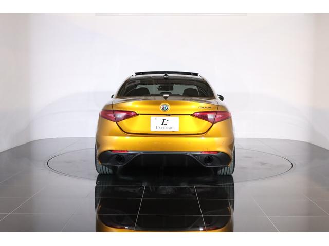 ジュリア ＧＴ　ジュニア　限定９９台　純正１９インチアルミ　アクティブサス　ＬＳＤ　キセノン　サンルーフ　前後シートヒーター　ステアリングヒーター　パドルシフト　ハーマンカードン　純正ＳＤナビ　バックカメラ　ＥＴＣ（27枚目）