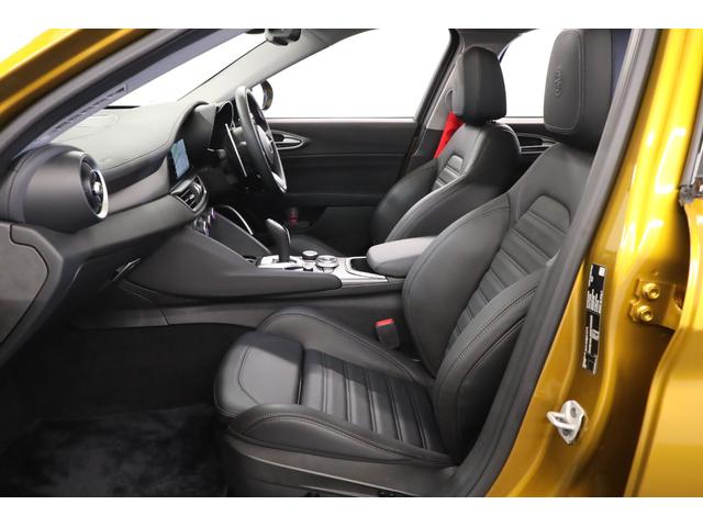 ジュリア ＧＴ　ジュニア　限定９９台　純正１９インチアルミ　アクティブサス　ＬＳＤ　キセノン　サンルーフ　前後シートヒーター　ステアリングヒーター　パドルシフト　ハーマンカードン　純正ＳＤナビ　バックカメラ　ＥＴＣ（35枚目）