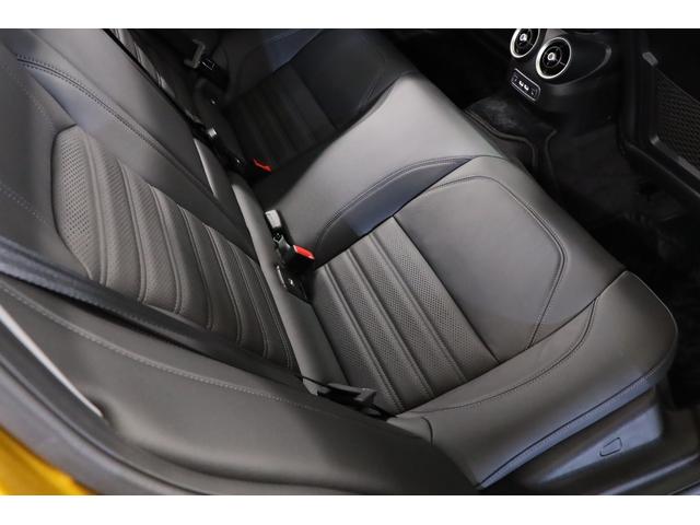 ジュリア ＧＴ　ジュニア　限定９９台　純正１９インチアルミ　アクティブサス　ＬＳＤ　キセノン　サンルーフ　前後シートヒーター　ステアリングヒーター　パドルシフト　ハーマンカードン　純正ＳＤナビ　バックカメラ　ＥＴＣ（36枚目）