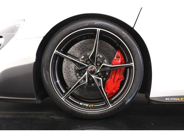 675LT ベースグレード 世界限定500台 OPスーパーライトウェイト5スポーク鍛造ホイール フロントリフト カーボンファイバーエクステリア H29,30,R2,3,5,7年整備記録有(4枚目)