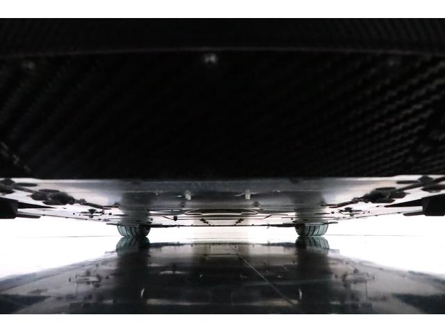 675LT ベースグレード 世界限定500台 OPスーパーライトウェイト5スポーク鍛造ホイール フロントリフト カーボンファイバーエクステリア H29,30,R2,3,5,7年整備記録有(52枚目)