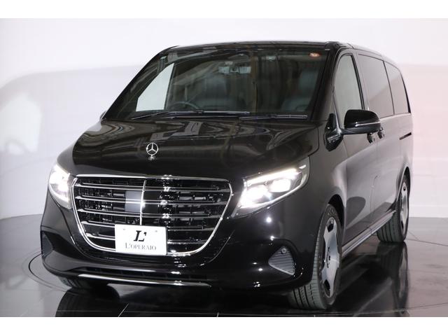 Ｖクラス Ｖ２２０ｄエクスクルーシブロングプラチナスイート　１オーナー　現　行　型　パノラマルーフ　　エクスクルーシブグリル　アルミトリム　ステアリングヒーター　２列目エクスクルーシブシート　リアテーブル　フットレスト　ＭＩＣＲＯＣＵＴルーフライナー（40枚目）