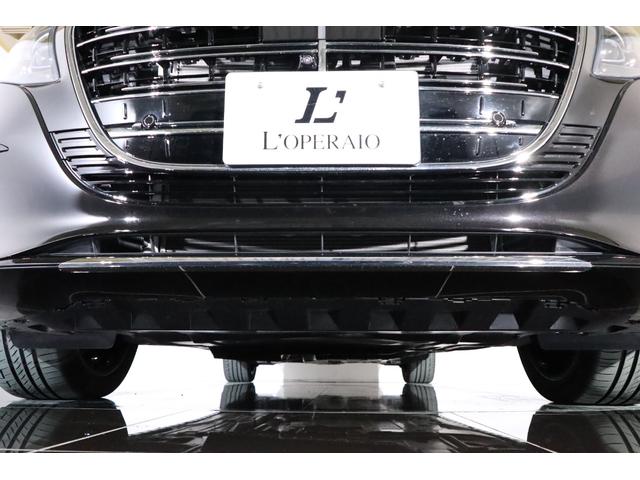 Ｖクラス Ｖ２２０ｄエクスクルーシブロングプラチナスイート　１オーナー　現　行　型　パノラマルーフ　　エクスクルーシブグリル　アルミトリム　ステアリングヒーター　２列目エクスクルーシブシート　リアテーブル　フットレスト　ＭＩＣＲＯＣＵＴルーフライナー（51枚目）