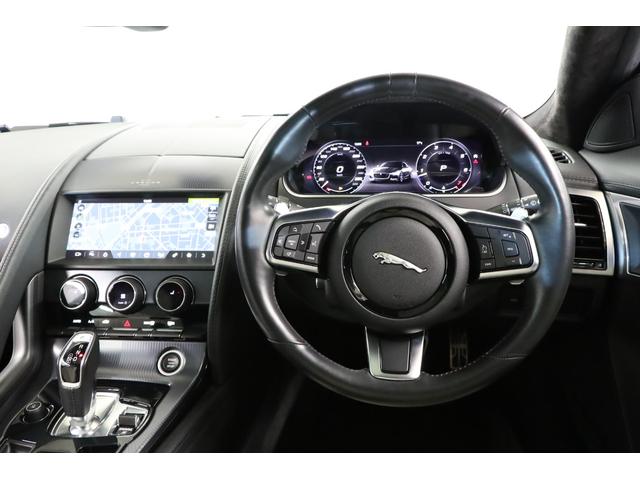 Ｆタイプ Ｒ－ダイナミック　クーペ　２０２１年モデル　固定ガラスルーフ　ブリティッシュレーシンググリーン　ホワイトレザー　メリディアンサウンド　スイッチャブルアクティブエキゾースト　パワーテールゲート（16枚目）