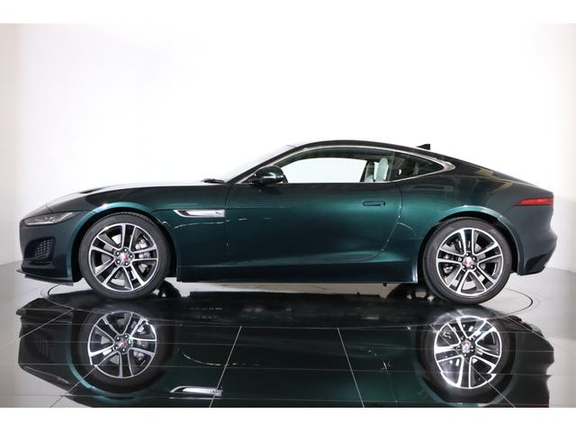 Ｆタイプ Ｒ－ダイナミック　クーペ　２０２１年モデル　固定ガラスルーフ　ブリティッシュレーシンググリーン　ホワイトレザー　メリディアンサウンド　スイッチャブルアクティブエキゾースト　パワーテールゲート（33枚目）