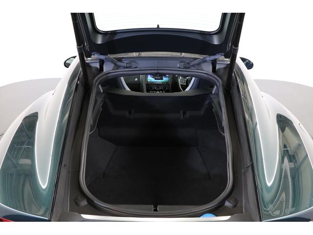 Ｆタイプ Ｒ－ダイナミック　クーペ　２０２１年モデル　固定ガラスルーフ　ブリティッシュレーシンググリーン　ホワイトレザー　メリディアンサウンド　スイッチャブルアクティブエキゾースト　パワーテールゲート（38枚目）