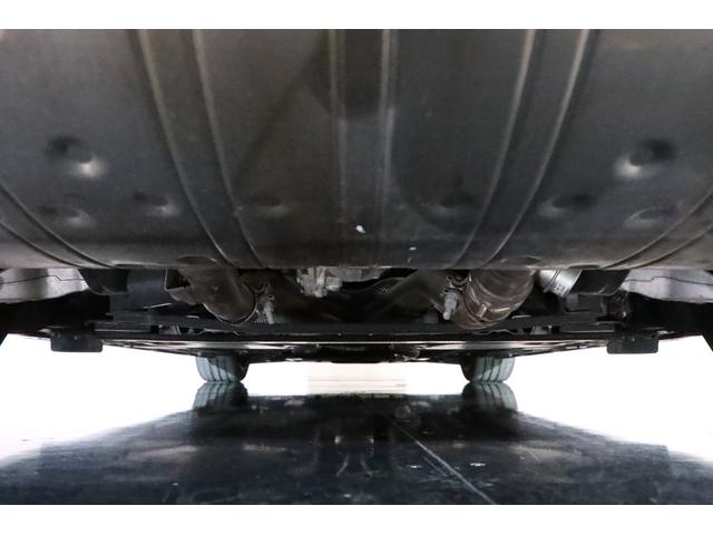 Ｆタイプ Ｒ－ダイナミック　クーペ　２０２１年モデル　固定ガラスルーフ　ブリティッシュレーシンググリーン　ホワイトレザー　メリディアンサウンド　スイッチャブルアクティブエキゾースト　パワーテールゲート（53枚目）