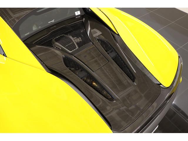 ５４０Ｃ ベースグレード　左Ｈ　ＯＰ１９／２０インチ軽量鍛造ＡＷ　フロントリフト　スポエグ　カーボンインテリア　カーボンルーフ　ソフトクローズ　Ｂ＆Ｗスピーカー（6枚目）