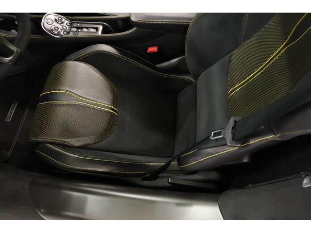 ５４０Ｃ ベースグレード　左Ｈ　ＯＰ１９／２０インチ軽量鍛造ＡＷ　フロントリフト　スポエグ　カーボンインテリア　カーボンルーフ　ソフトクローズ　Ｂ＆Ｗスピーカー（10枚目）