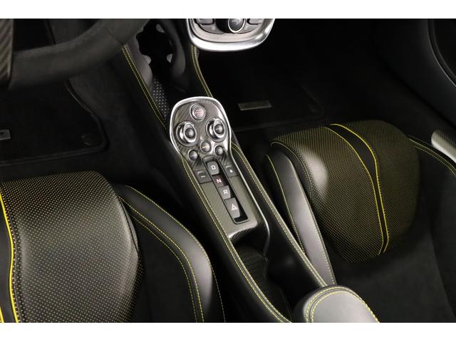 ５４０Ｃ ベースグレード　左Ｈ　ＯＰ１９／２０インチ軽量鍛造ＡＷ　フロントリフト　スポエグ　カーボンインテリア　カーボンルーフ　ソフトクローズ　Ｂ＆Ｗスピーカー（13枚目）