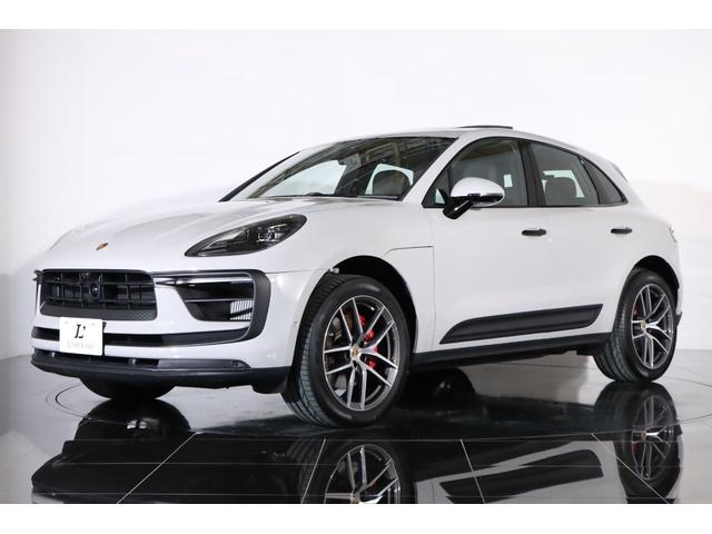 マカン マカンS 1オーナー 有償色:クレヨン OP220 スポクロ スポエグ パノラマルーフ BOSEサウンド PASMエアサス ベンチレーター パワステプラス GTステア (新車保証継承令和10年6月)(36枚目)