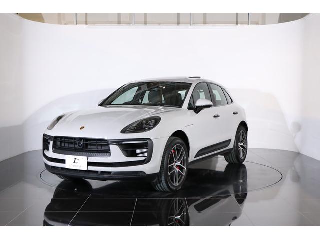 マカン マカンS 1オーナー 有償色:クレヨン OP220 スポクロ スポエグ パノラマルーフ BOSEサウンド PASMエアサス ベンチレーター パワステプラス GTステア (新車保証継承令和10年6月)(44枚目)