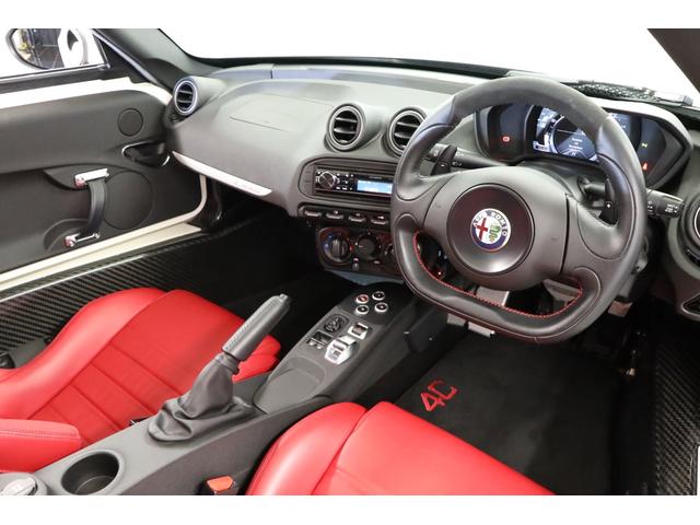 ４Ｃスパイダー ベースグレード　スポーツＰＫＧ　スポーツエキゾーストシステム　スポーツサスペンション　１８／１９インチ５ホールガンメタリックホイール　レザーＰＫＧ（5枚目）