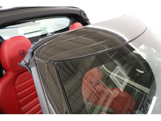 ４Ｃスパイダー ベースグレード　スポーツＰＫＧ　スポーツエキゾーストシステム　スポーツサスペンション　１８／１９インチ５ホールガンメタリックホイール　レザーＰＫＧ（16枚目）