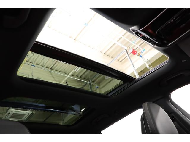 Ｃクラスステーションワゴン Ｃ４３　４マチック　１オナ　パノラミックスライディングルーフ　リアアクスルステア　ＡＭＧ　ＲＩＤＥ　ＣＯＮＴＲＯＬサス　ＡＭＧナイトパッケージ　Ｂｕｒｍｅｓｔｅｒサウンド　ＡＲナビゲーション（3枚目）