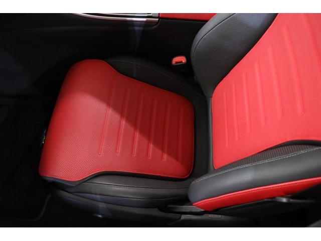 Ｃクラスステーションワゴン Ｃ４３　４マチック　１オナ　パノラミックスライディングルーフ　リアアクスルステア　ＡＭＧ　ＲＩＤＥ　ＣＯＮＴＲＯＬサス　ＡＭＧナイトパッケージ　Ｂｕｒｍｅｓｔｅｒサウンド　ＡＲナビゲーション（11枚目）