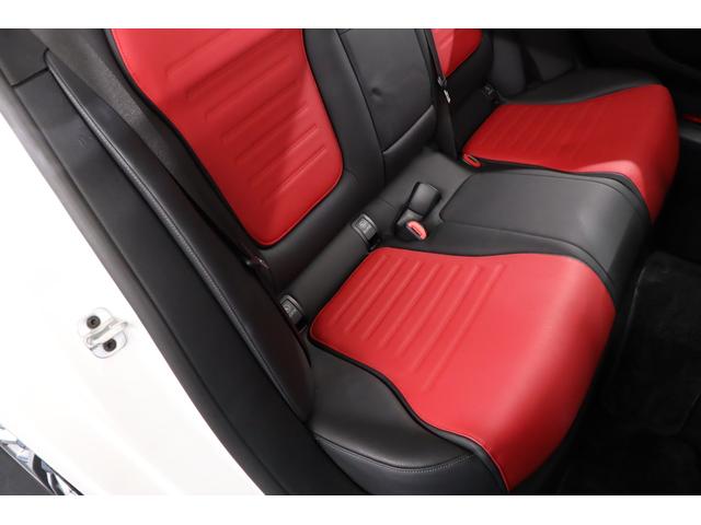 Ｃクラスステーションワゴン Ｃ４３　４マチック　１オナ　パノラミックスライディングルーフ　リアアクスルステア　ＡＭＧ　ＲＩＤＥ　ＣＯＮＴＲＯＬサス　ＡＭＧナイトパッケージ　Ｂｕｒｍｅｓｔｅｒサウンド　ＡＲナビゲーション（13枚目）