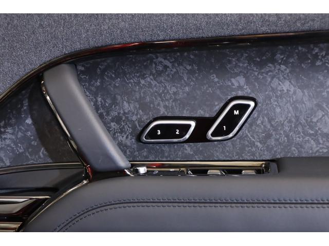 レンジローバースポーツ ローンチエディション　１オーナー　純正２３インチアルミ　電動パノラマルーフ　ブラックエクステリアパック　デジタルＬＥＤライト　マッサージ機能　ベンチレーター　クーラーボックス　メリディアン　純正ＳＤナビ　全周囲カメラ（9枚目）