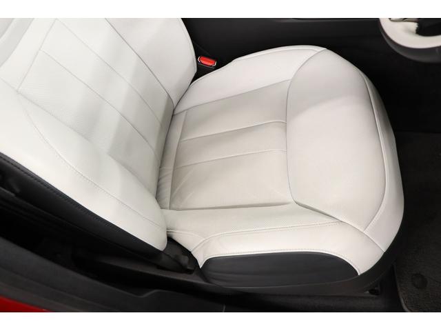 レンジローバースポーツ ローンチエディション　１オーナー　純正２３インチアルミ　電動パノラマルーフ　ブラックエクステリアパック　デジタルＬＥＤライト　マッサージ機能　ベンチレーター　クーラーボックス　メリディアン　純正ＳＤナビ　全周囲カメラ（14枚目）