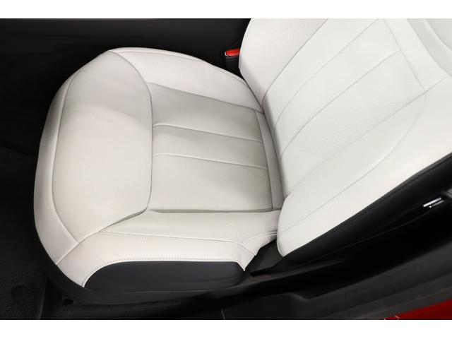 レンジローバースポーツ ローンチエディション　１オーナー　純正２３インチアルミ　電動パノラマルーフ　ブラックエクステリアパック　デジタルＬＥＤライト　マッサージ機能　ベンチレーター　クーラーボックス　メリディアン　純正ＳＤナビ　全周囲カメラ（15枚目）