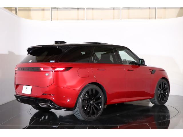 レンジローバースポーツ ローンチエディション　１オーナー　純正２３インチアルミ　電動パノラマルーフ　ブラックエクステリアパック　デジタルＬＥＤライト　マッサージ機能　ベンチレーター　クーラーボックス　メリディアン　純正ＳＤナビ　全周囲カメラ（23枚目）